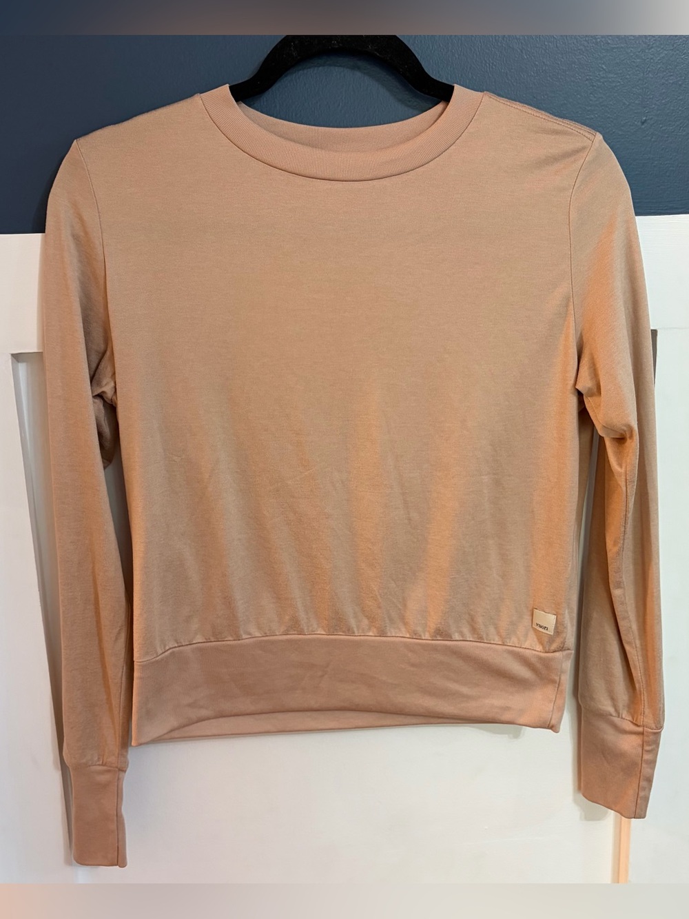 Vuori Women's Daydream Crew Top Light Peach Size XS Athleisure VW133